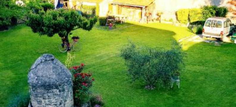 Grange Voutée Avec Jardin图片