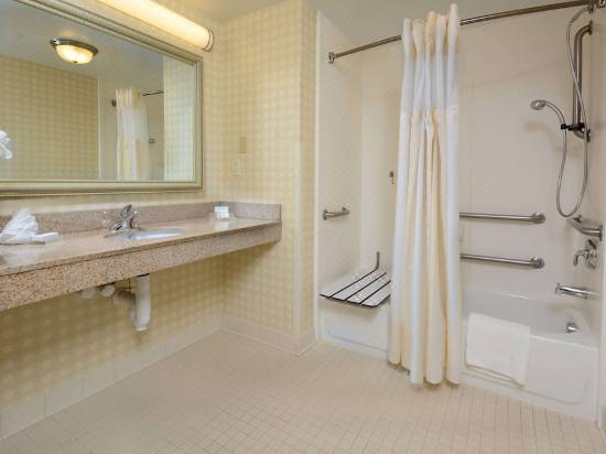 Hilton Garden Inn Raleigh Triangle Town Center Hotel Reviews And