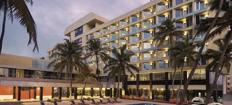 孟买珠瑚海滩诺富特酒店(Novotel Mumbai Juhu Beach)图片