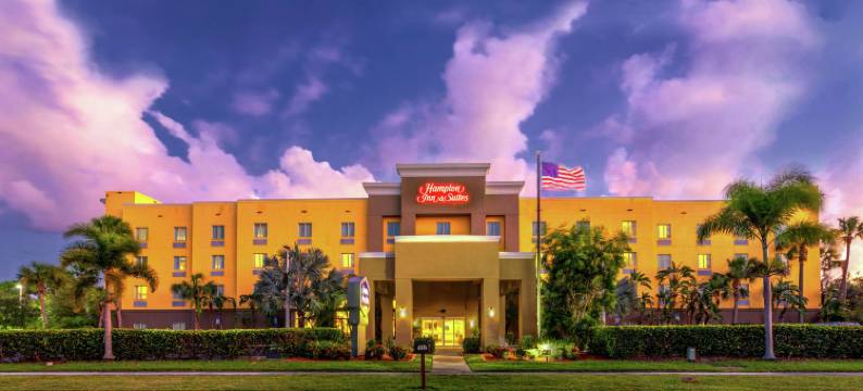 皮尔斯堡欢朋套房酒店(Hampton Inn & Suites Ft. Pierce)图片