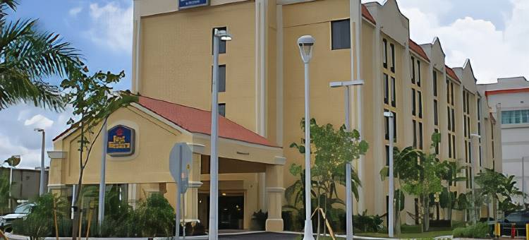 肯德尔贝斯特韦斯特优质套房酒店(Best Western Plus Kendall Hotel  Suites)图片
