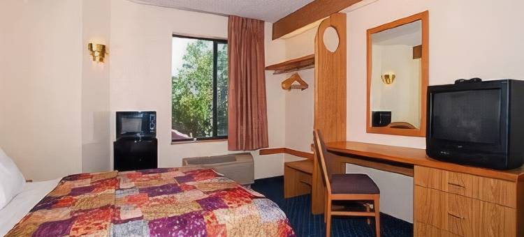 丹佛国际机场艾克诺旅舍(Econo Lodge Denver International Airport)图片