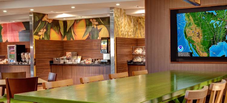 特勒尔万豪万枫酒店(Fairfield Inn & Suites Terrell)图片