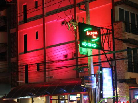 芭堤雅艾克塞斯客棧