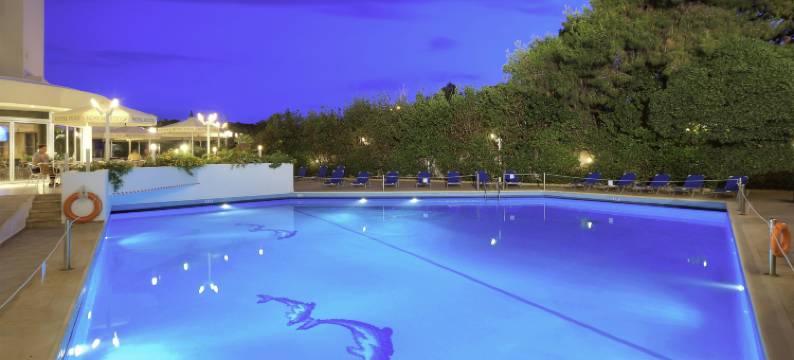 菲尼克斯酒店(Ace Hotel & Swim Club Athens)图片