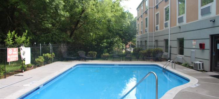 里弗代尔詹姆森旅馆及套房酒店(Jameson Inn and Suites Riverdale)图片