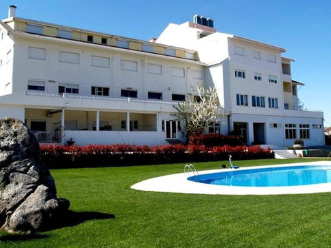 阿吉亚尔佩纳酒店