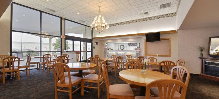 绿树贝斯特韦斯特酒店(Best Western Green Tree Inn)图片