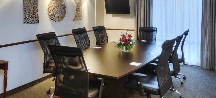 蒙特利尔东凯艺套房酒店(Quality Inn and Suites Montreal East)图片