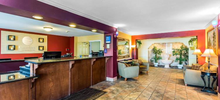 埃尔森特罗8号州际公路舒适套房酒店(Comfort Inn & Suites El Centro I-8)图片