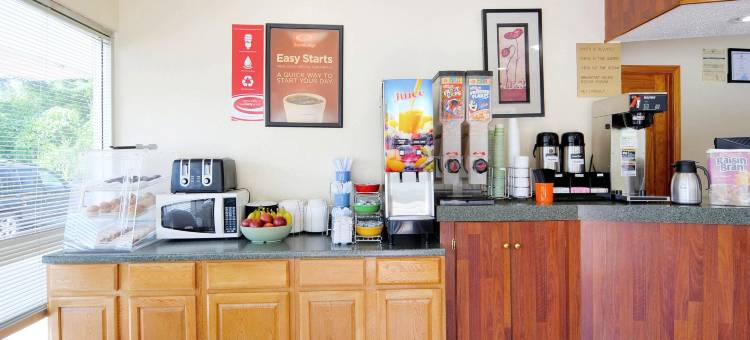 尼尔摩托斯比威伊克诺旅馆(Econo Lodge Near Motor Speedway)图片