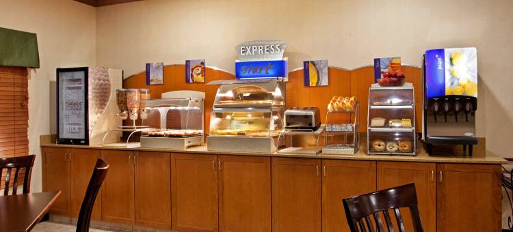 梅里尔维尔温德姆呗盟套房酒店(Baymont by Wyndham Merrillville)图片