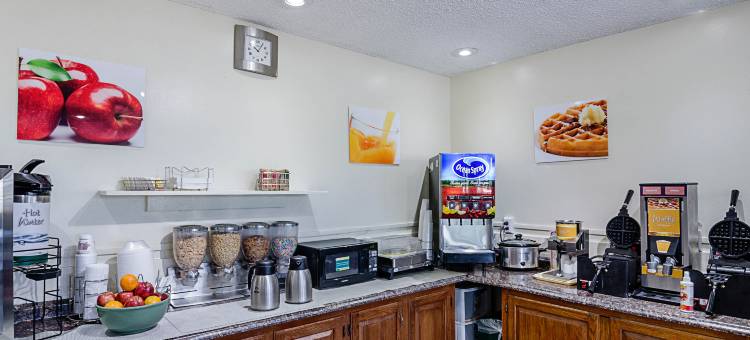 品质酒店韦恩斯伯勒 - 天际线驱动(Quality Inn Waynesboro - Skyline Drive)图片