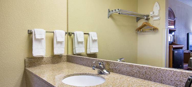 和会议中心附近凯艺酒店(Quality Inn Near Casinos and Convention Center)图片