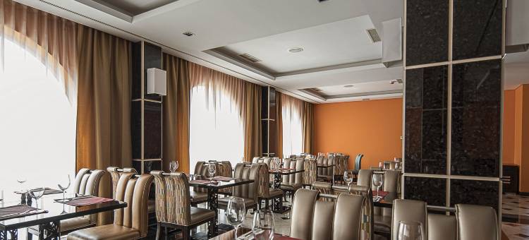 卢旺达塔拉托纳 IU 酒店(Ibis Styles Iu Luanda Talatona)图片