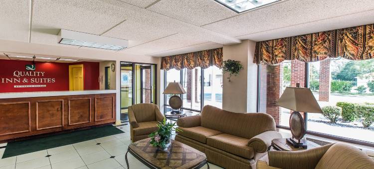品质套房酒店(Quality Inn & Suites)图片