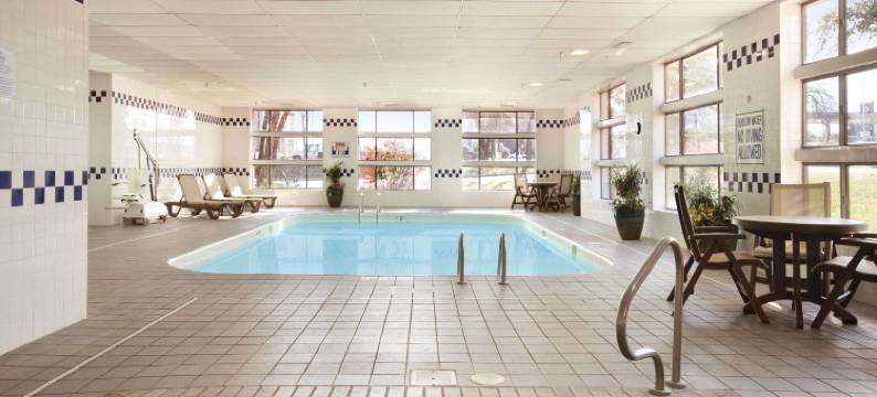 苏福尔斯呗盟套房酒店(Baymont by Wyndham Sioux Falls Near West 41st Street)图片