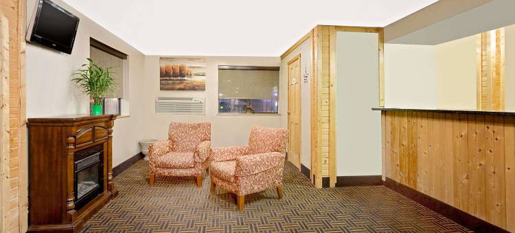 艾尔金斯速8酒店(Super 8 by Wyndham Elkins)图片