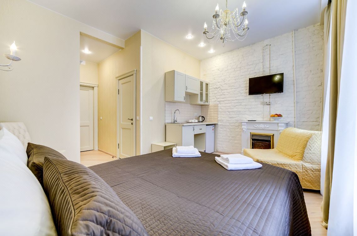 Маленький гостиничный номер. Атрия санкт-петербург гостиница лиговский проспект. Гостиница аврора питер. Гостиница ленинград в санкт-петербурге 2022. Мытнинская 4/48.