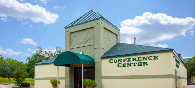 凯艺会议中心酒店(Quality Inn &amp; Conference Center)图片