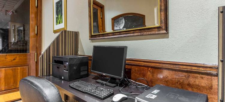 萨凡纳城品质酒店(Quality Inn Midtown)图片