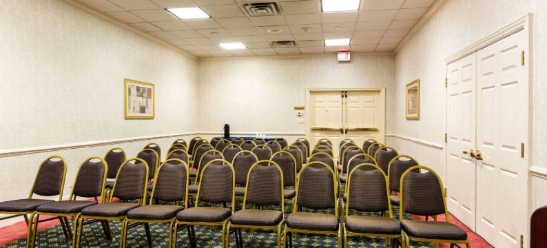 凯艺酒店-近安德鲁斯华盛顿地区联合基地(Quality Inn Near Joint Base Andrews-Washington Area)图片