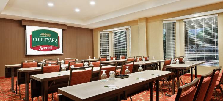 奥兰多阿尔塔蒙特斯普林斯/梅特兰万怡酒店(Courtyard Orlando Altamonte Springs/Maitland)图片