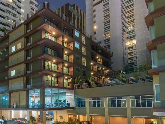 王朝格蘭德酒店（原王朝格蘭德旅館）