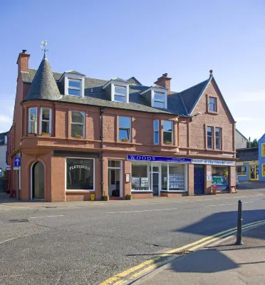 Knap Guest House - Homestays