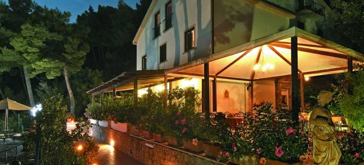 戴尔梅拉维格力别墅酒店(Hotel Villa Delle Meraviglie)图片