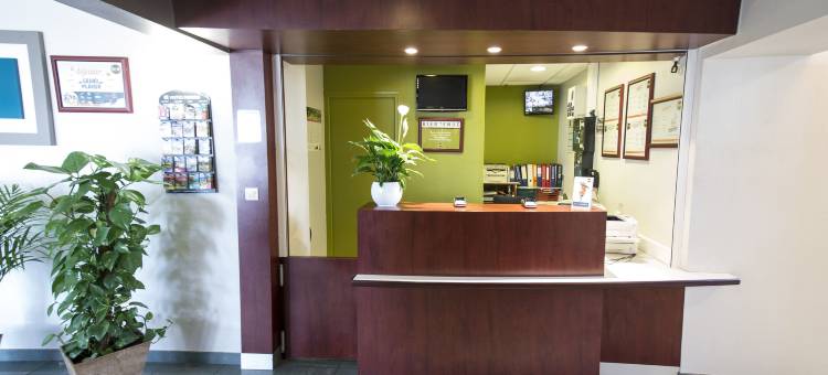 普瓦捷2号观测未来民宿酒店(Kyriad Direct Poitiers  - Gare du Futuroscope)图片