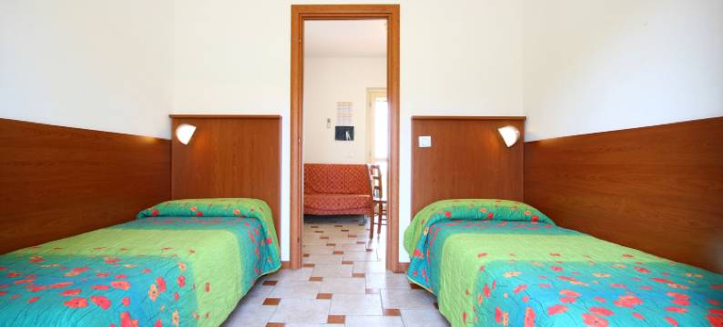 克劳迪亚露营酒店(Piani di Clodia Holidaypark)图片