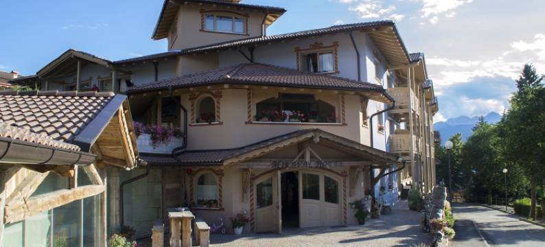 米拉瓦尔酒店(Miraval Hotel)图片