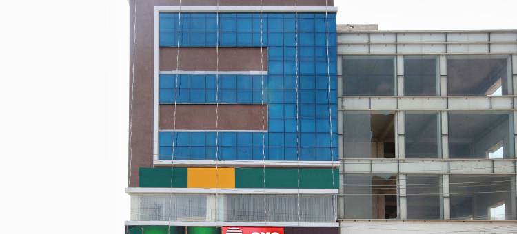 黄金亚穆拉亚尾翼酒店(Hotel Golden Amulya Rest Wings Near International Airport)图片