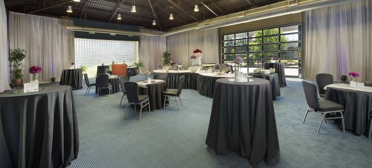 Skybridge西雅图机场酒店(Skybridge Seattle Airport Hotel)图片