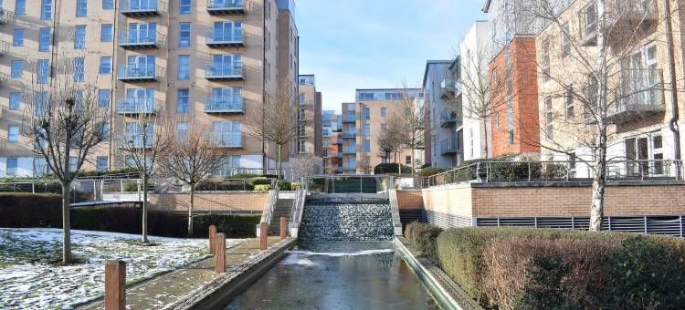 东北伦敦 2 居公寓酒店 - 可入住 6 人(2 Bedroom Flat in North East London Sleeps 6)图片