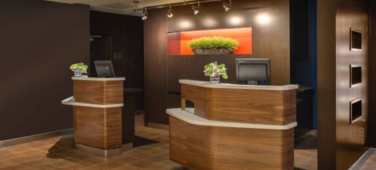 底特律南菲尔德万怡酒店(Courtyard Detroit Southfield)图片