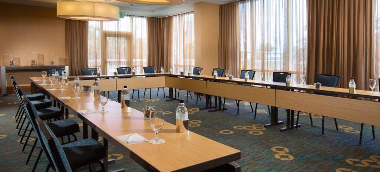 劳德代尔堡海滩万怡酒店(Courtyard by Marriott Oceanside Fort Lauderdale Beach)图片