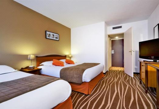 Golden Tulip CDG Airport RoissyHotel Overview