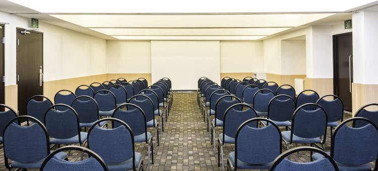 蒙特雷山谷嘉年华酒店(Fiesta Inn Monterrey Valle)图片