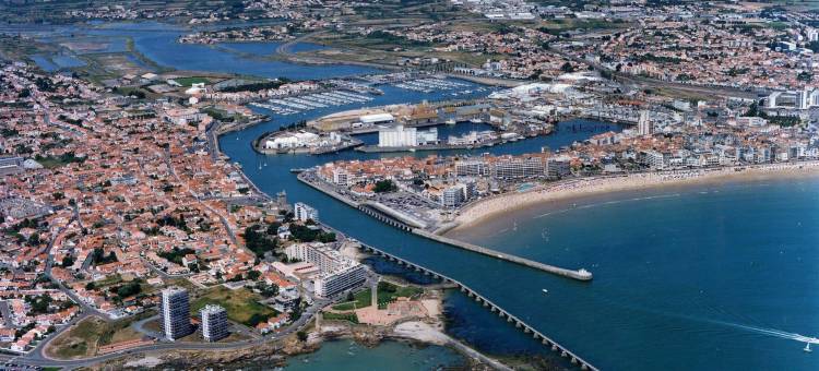 阿米劳特 - 维肯塞勒花园法义公寓式酒店(Vacancéole - les Jardins de l'Amirauté)图片