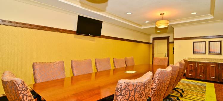 智选假日套房酒店威利斯顿 by IHG(Holiday Inn Express & Suites Williston)图片