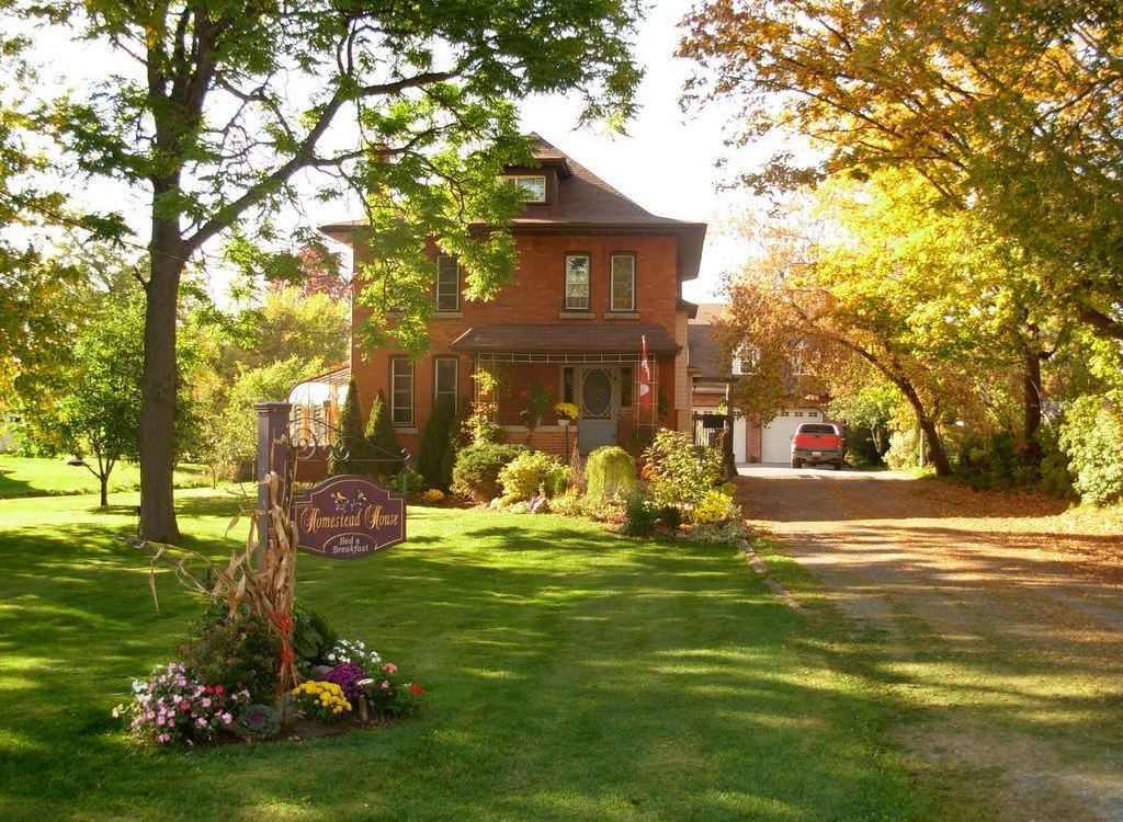 Homestead House Bed Breakfast Hotel Reviews And Room Rates - 