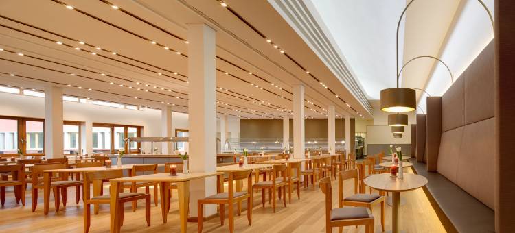 蒂哈根奥斯特酒店(Ostseehotel Dierhagen)图片