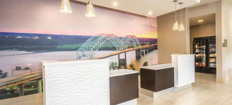 孟菲斯市中心拉昆塔温德姆套房酒店(La Quinta Inn & Suites by Wyndham Memphis Downtown)图片