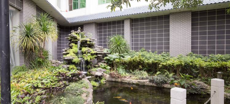 阳江金盾假日酒店(东汇城店)图片