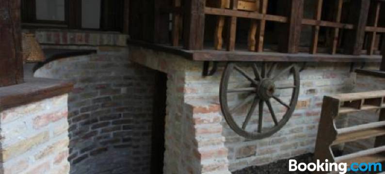 格勒尼巴拉兹斯扎罗公寓(Balázs Szálló)图片