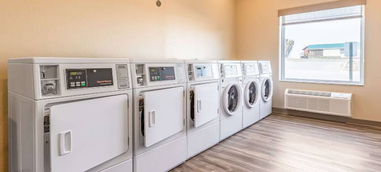 舒眠套房酒店(Sleep Inn & Suites Mt Hope Near Auction & Event Center)图片