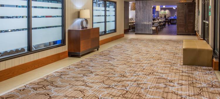 Skybridge西雅图机场酒店(Skybridge Seattle Airport Hotel)图片