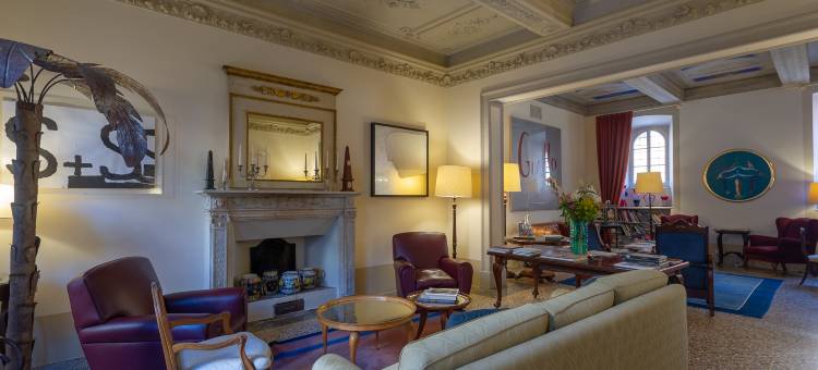 阿尔伯格彼得拉桑塔酒店(Albergo Pietrasanta)图片